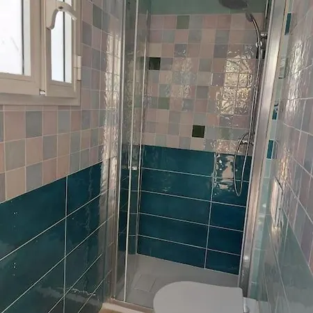 Characteristic Garibaldi Apartament