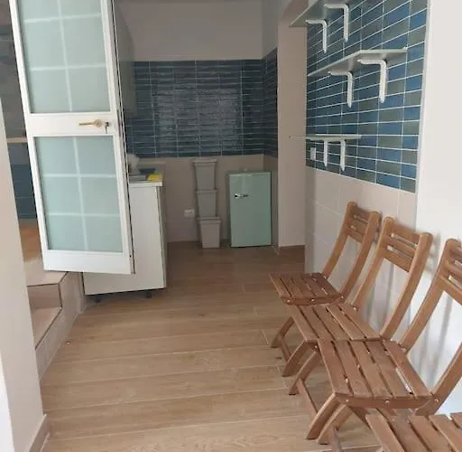 Characteristic Garibaldi Apartment