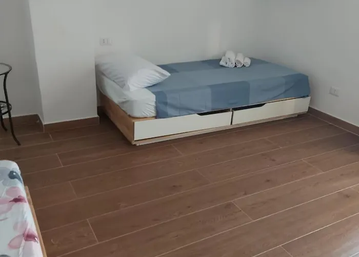 Characteristic Garibaldi Bari