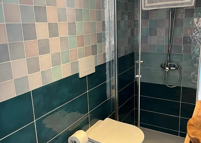 Characteristic Garibaldi * Bari